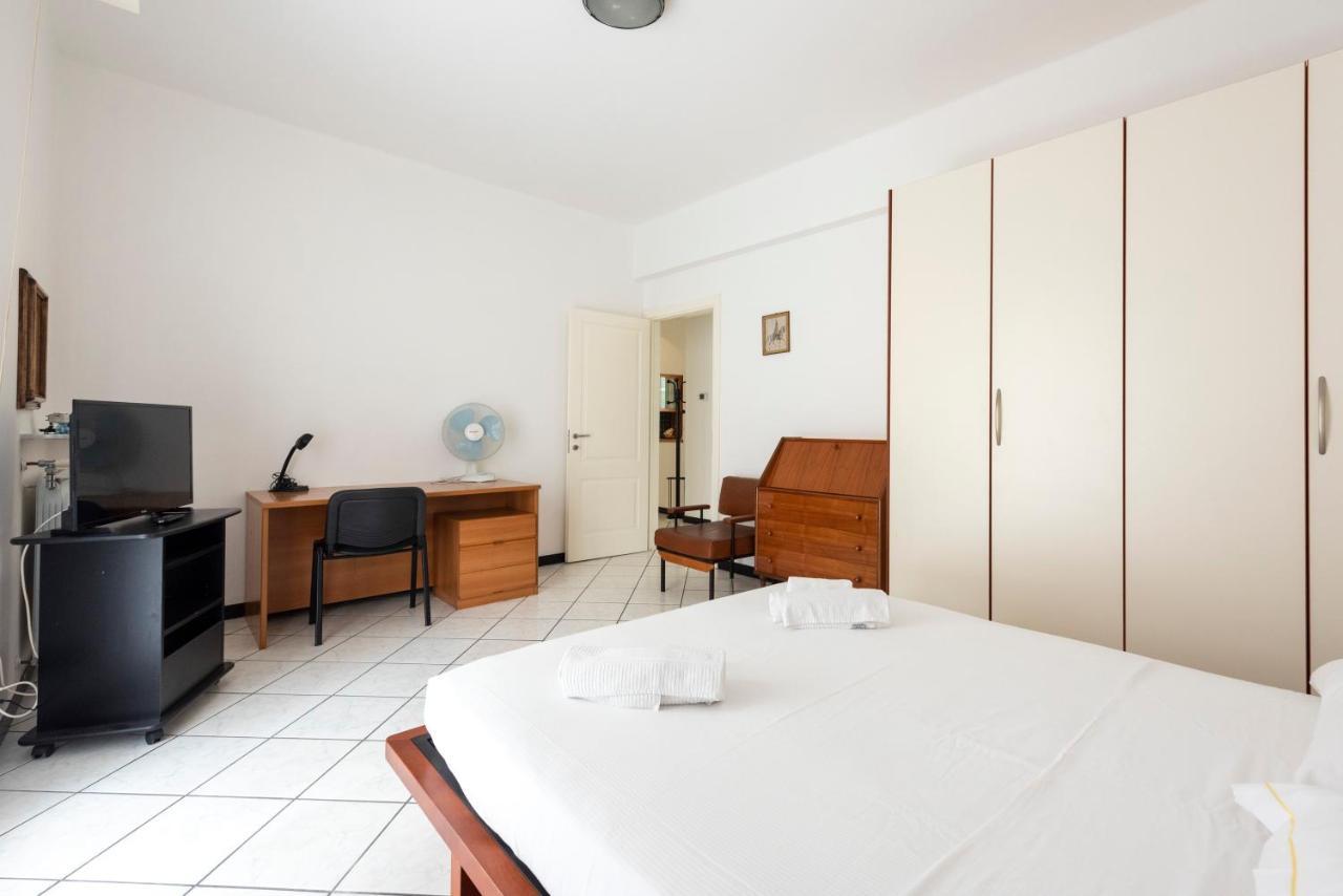 Joivy Cosy Flat With Parking In Chiavari Eksteriør billede